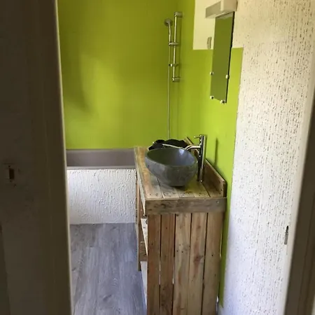 Maison Conviviale Dans Un Cadre Unique Essay