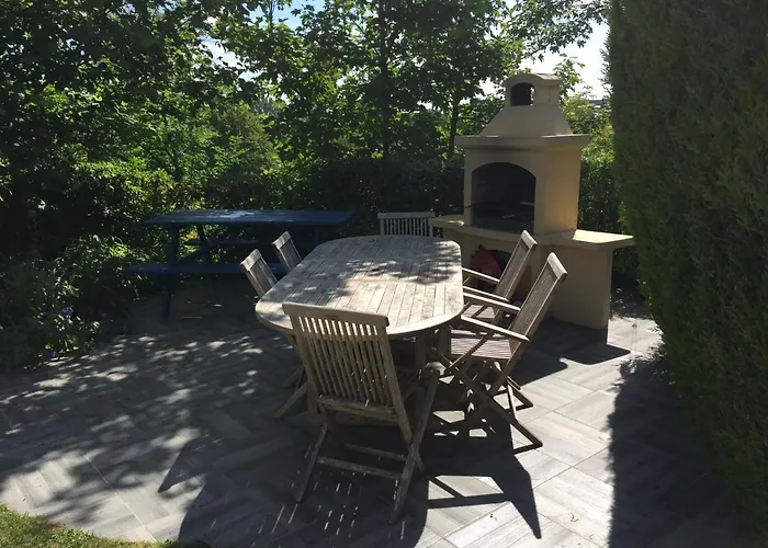 Maison Conviviale Dans Un Cadre Unique *