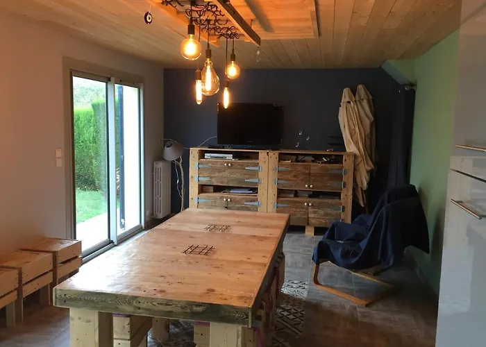 Maison Conviviale Dans Un Cadre Unique Essay